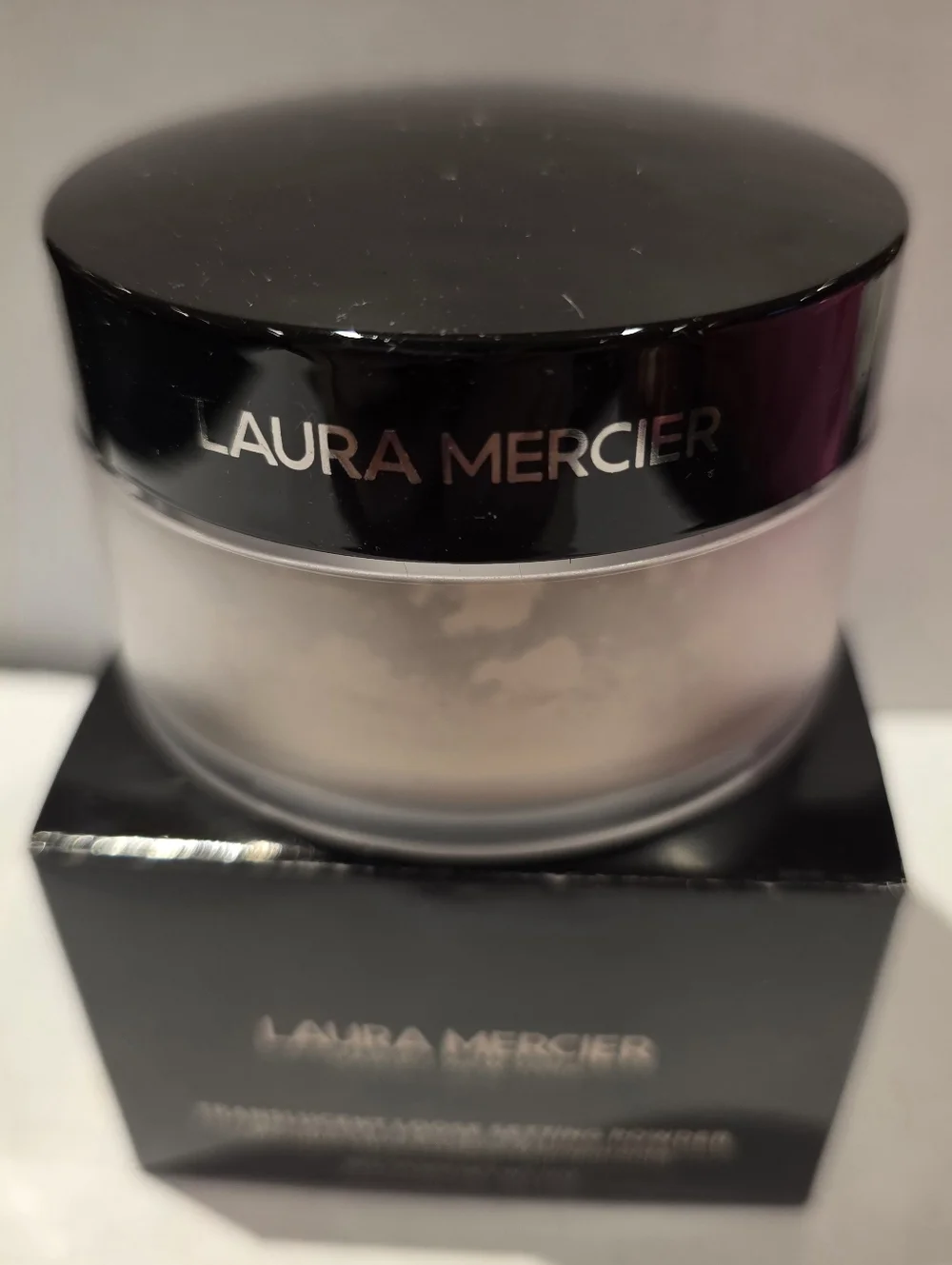 Laura Mercier Loose Setting Powder Translucent. BNIB